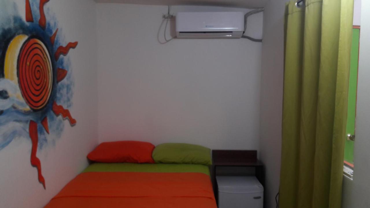 San Andres Vive Paradise Habitaciones Con Bano Privado A 80Mts De La Playa Principal Zewnętrze zdjęcie